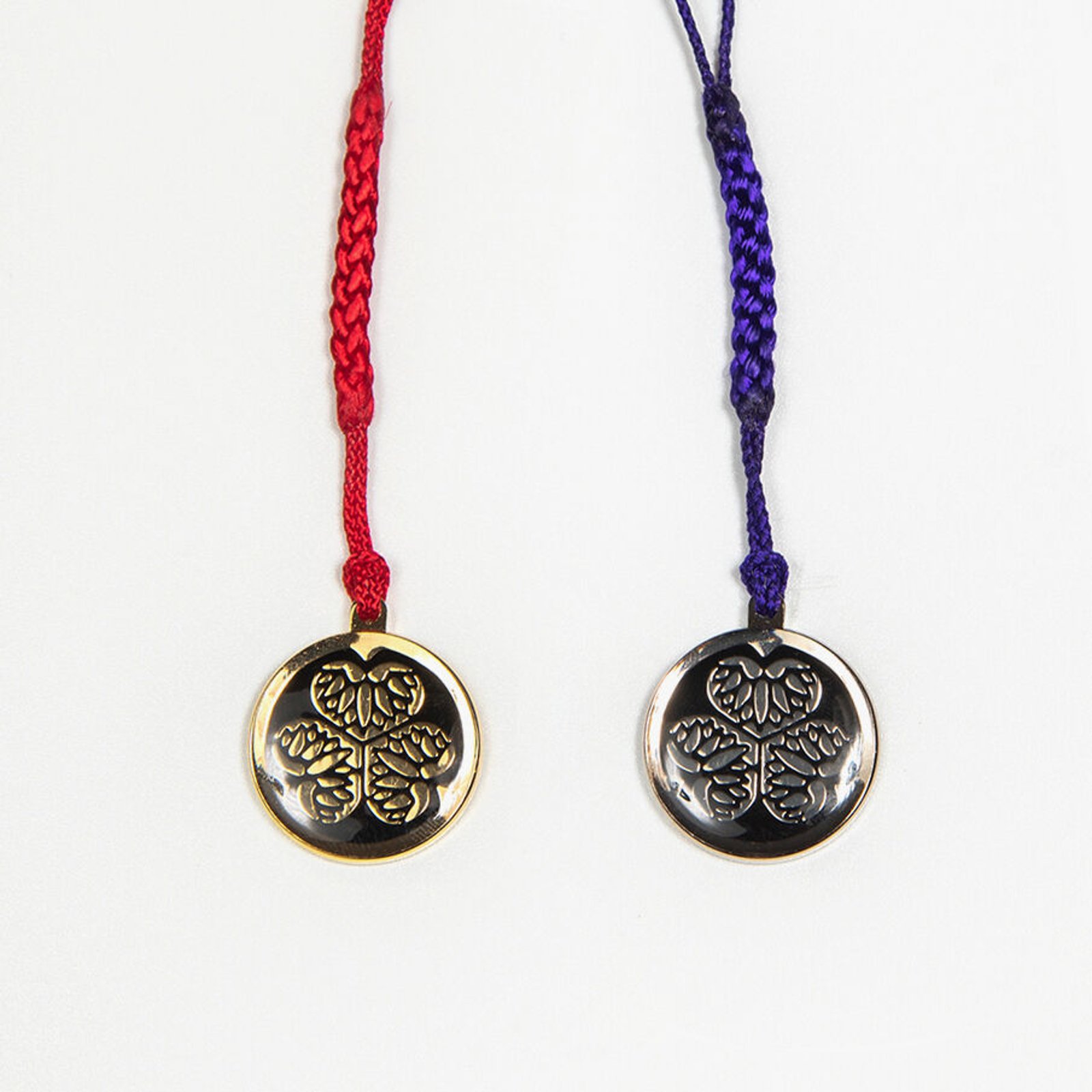 Tokugawa Crest Charm (Metal) (開運葵メタル), an omamori from Zojoji Temple