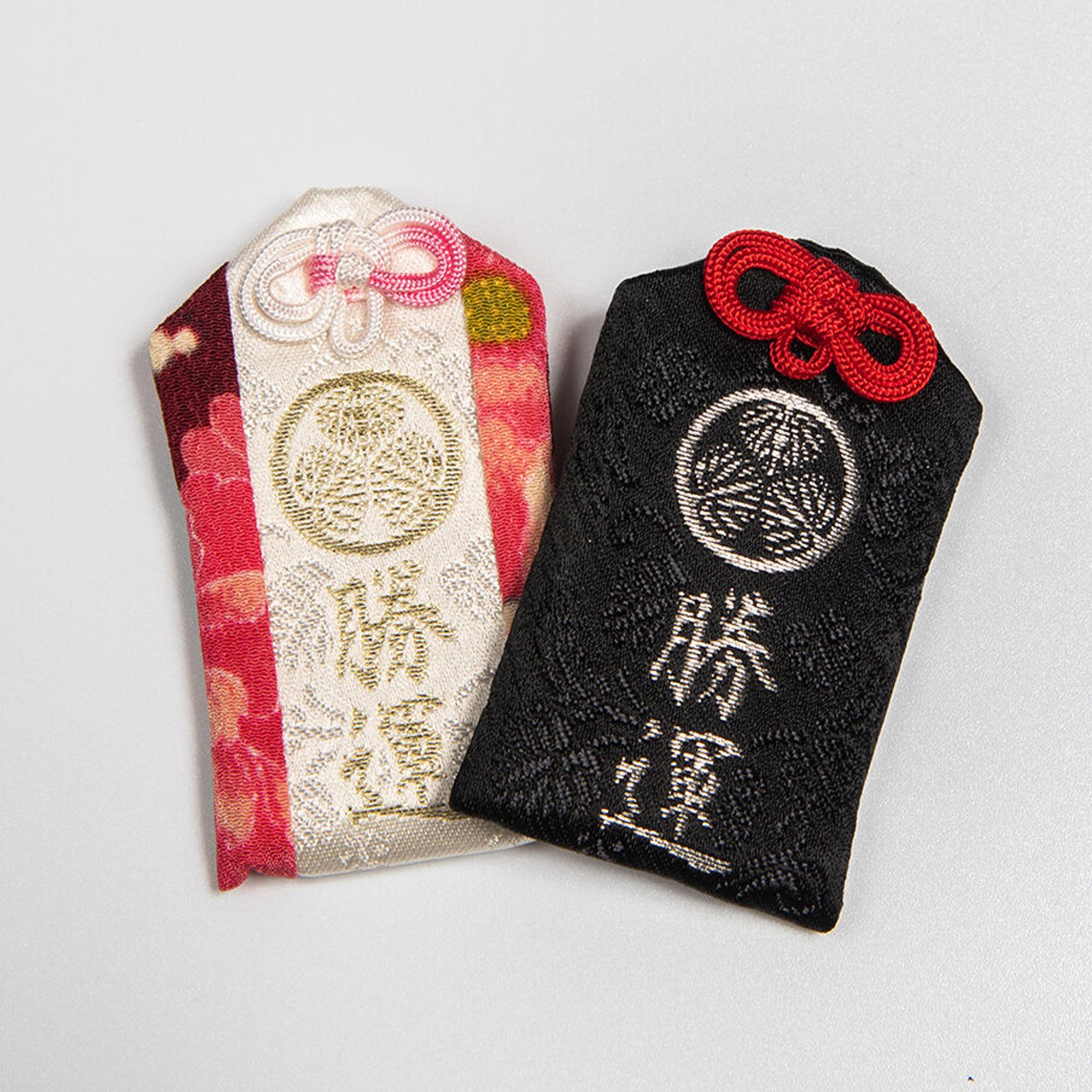 Victory Charm (Shōun Mamori) (勝運御守), an omamori from Zojoji Temple
