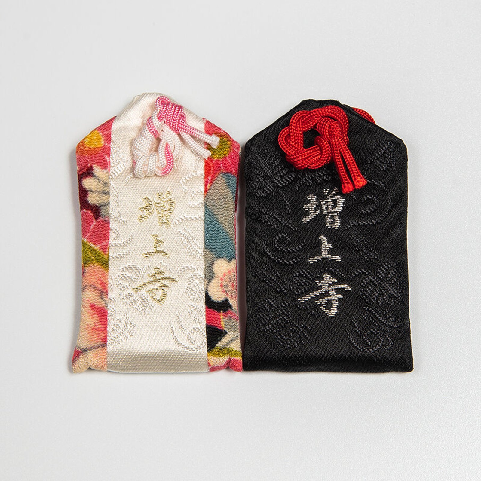 Victory Charm (Shōun Mamori), photo 2