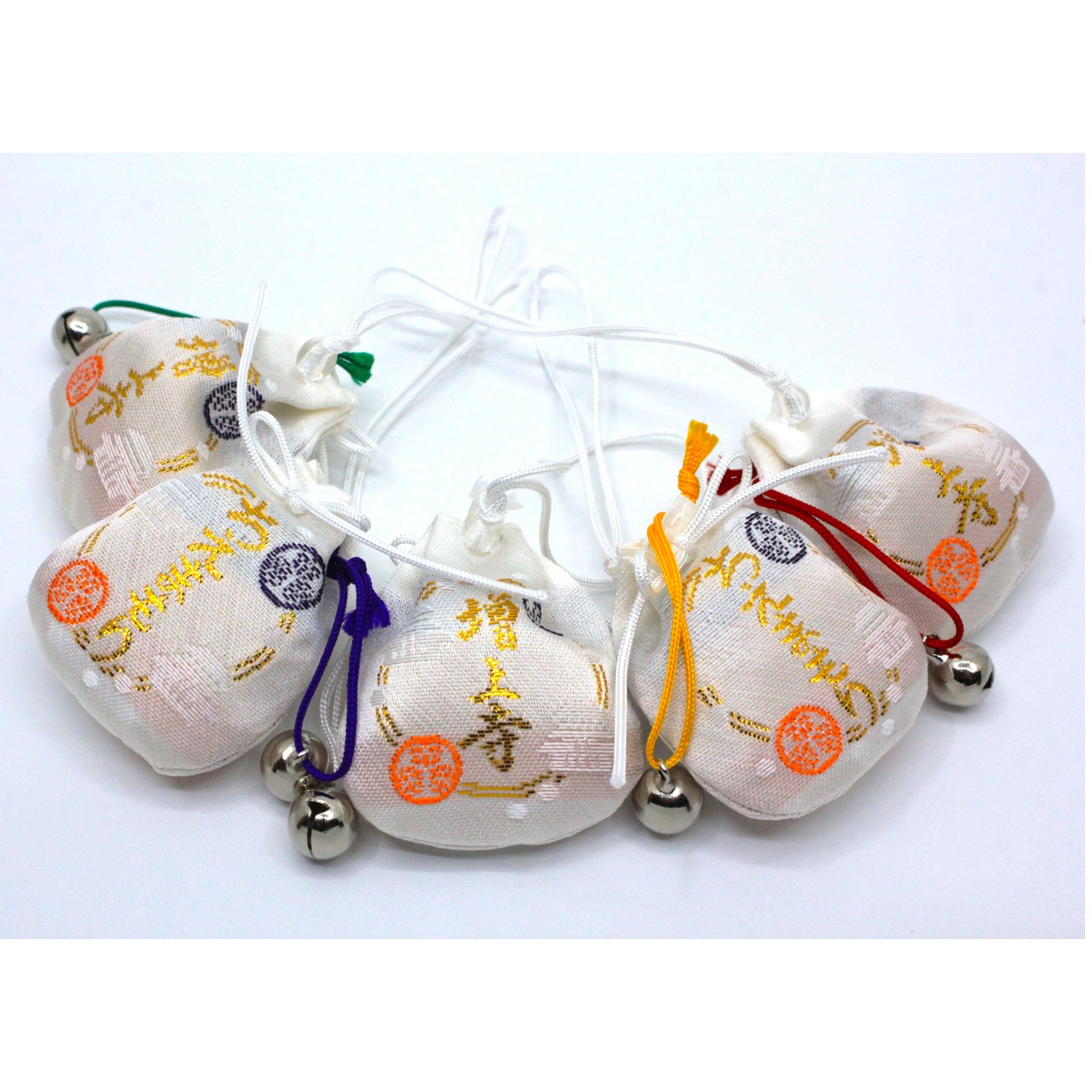 Wisdom Charm (Chie Mamori) (ちえ守り(白)), an omamori from Zojoji Temple